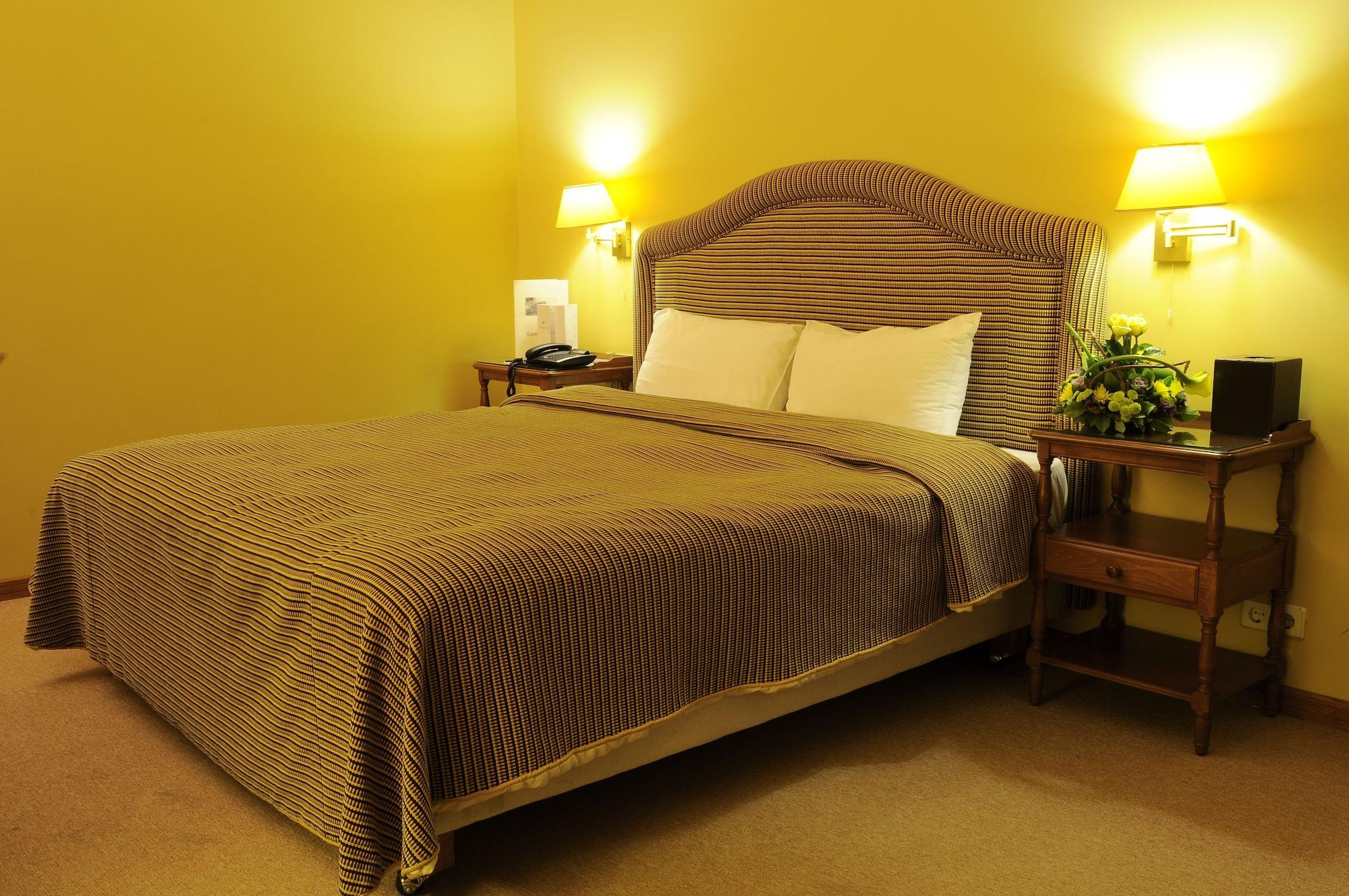 Warwick Palm Beach Hotel เบรุต ภายนอก รูปภาพ